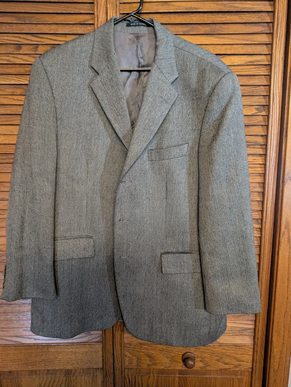 Lauren Ralph Lauren gray herringbone tweed men's sport coat Notch Lapel 46?